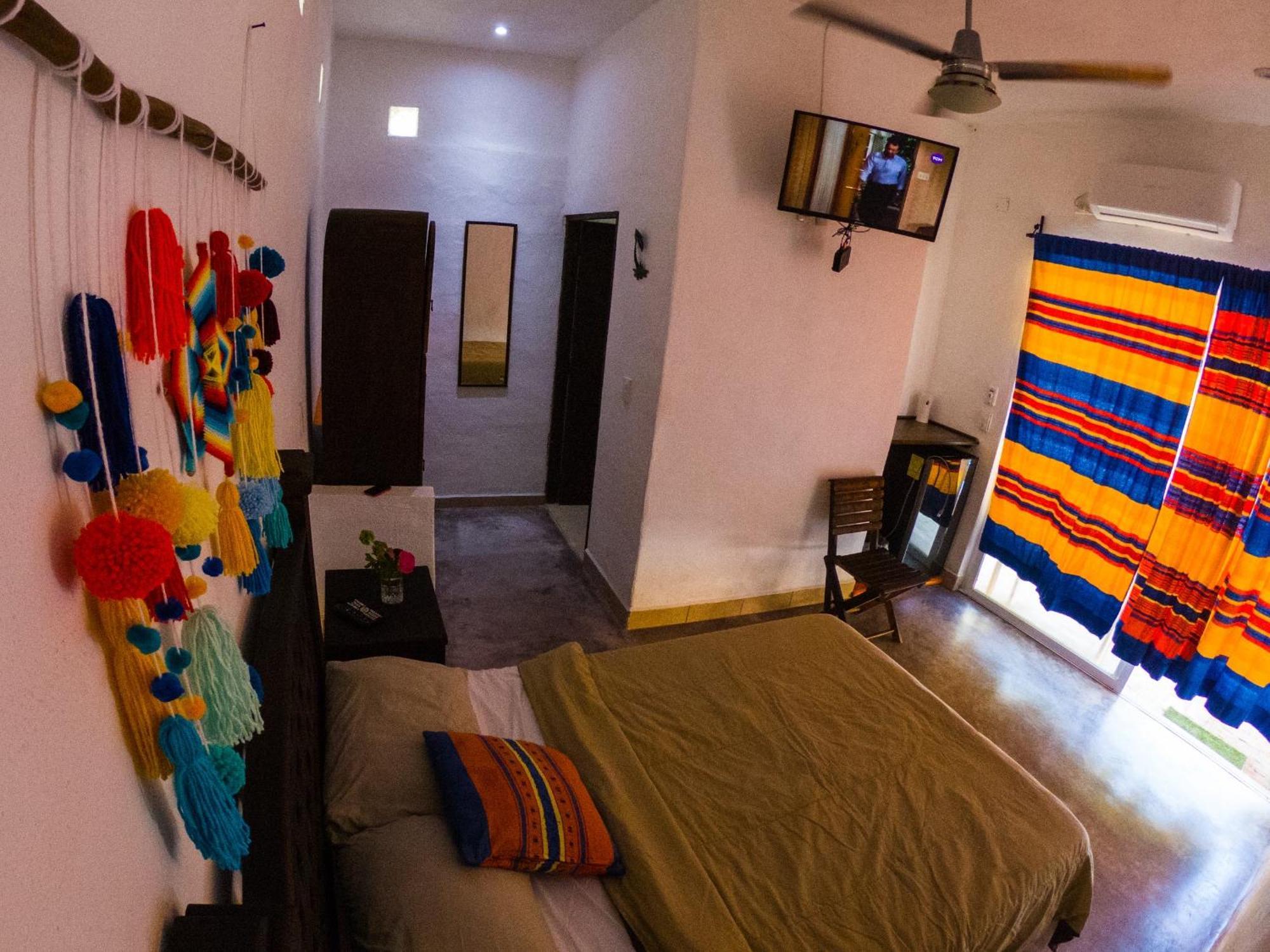 Habitacion Privada Con Pisicina Y Cocina Compartida ซายูลิตา ภายนอก รูปภาพ