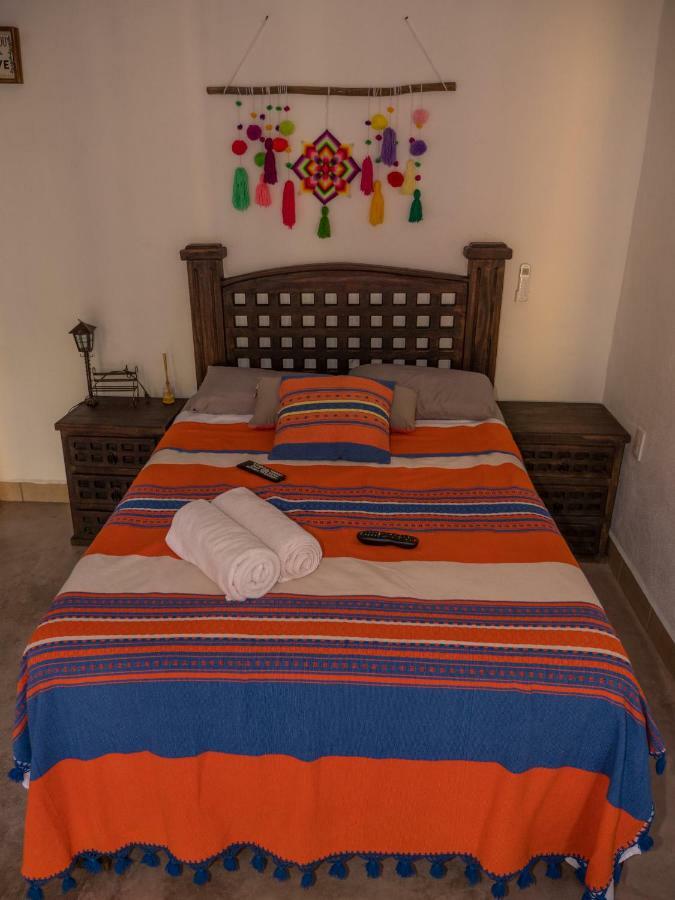 Habitacion Privada Con Pisicina Y Cocina Compartida ซายูลิตา ภายนอก รูปภาพ